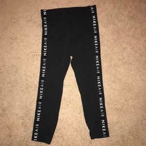 NIKE Leggings